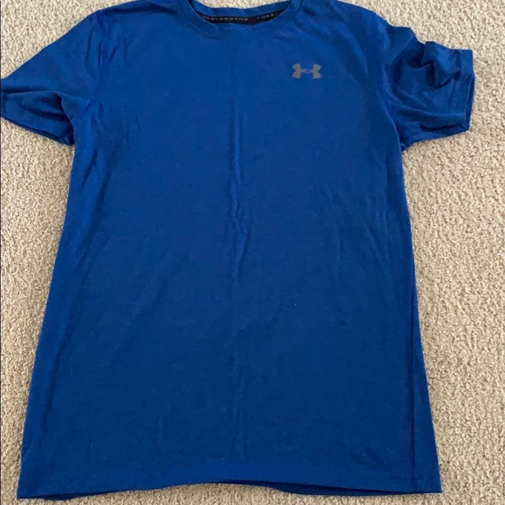 Under Armor tee
